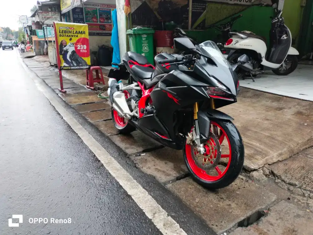 Cbr250rr tahun 2020 low km