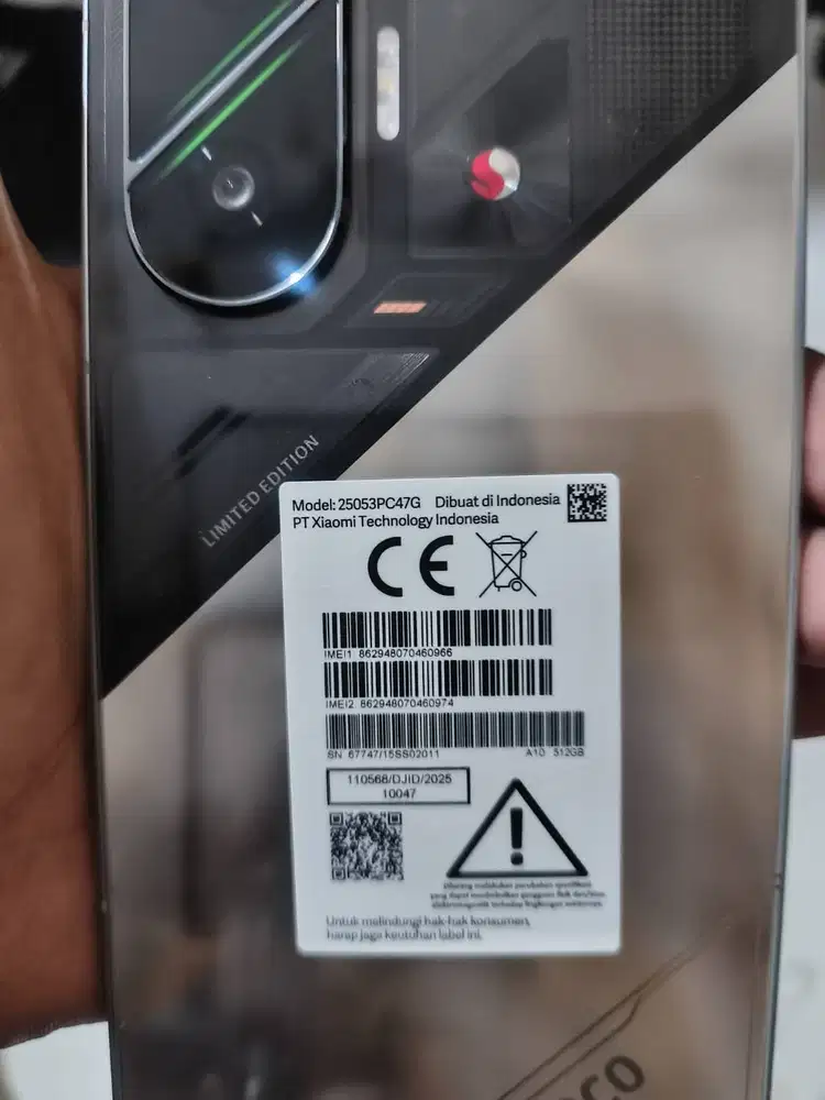 Dijual Poco F7 warna silver