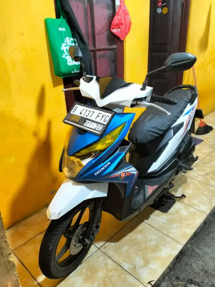 Bissmillah dijual motor Honda beat eco 2019
