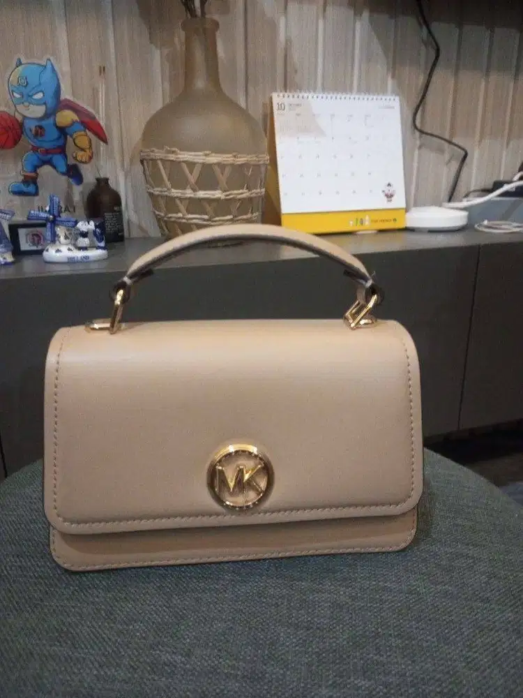 Preloved Michael Kors ori - 3.5jt