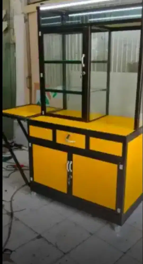 Juap gerobak bekas jualan ayam