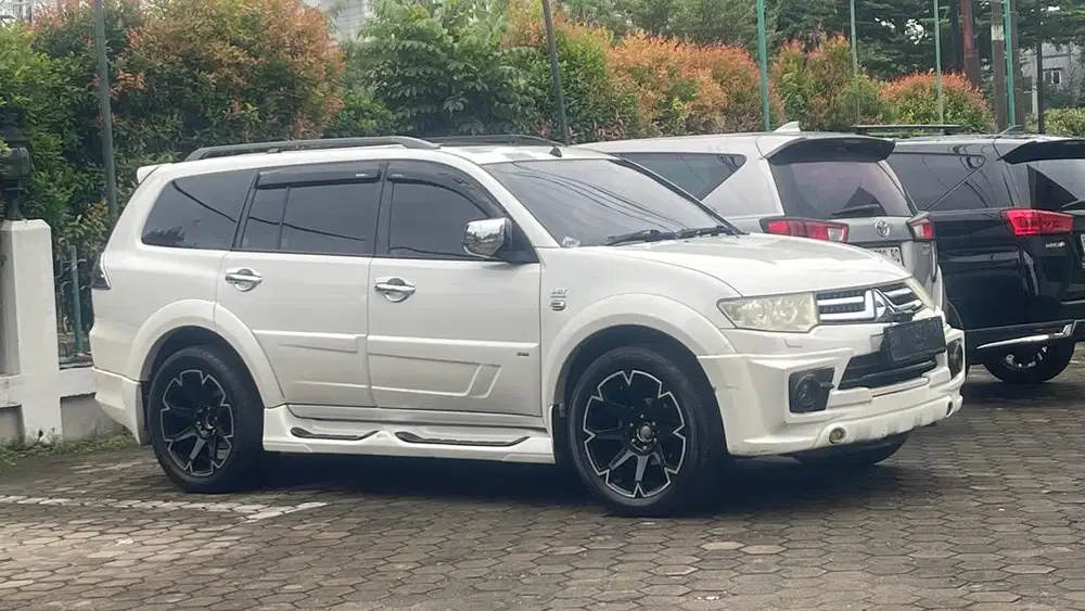 DIJUAL PAJERO DAKAR DIESEL VGT 2014