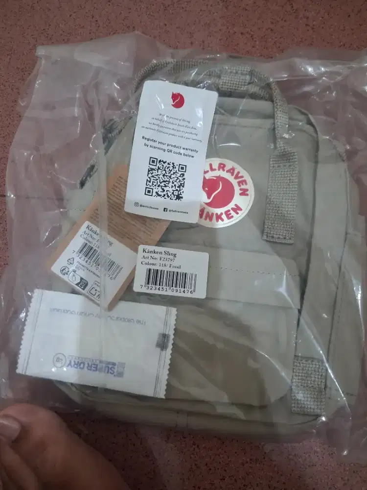 Tas Slempang Fjallraven Kanken