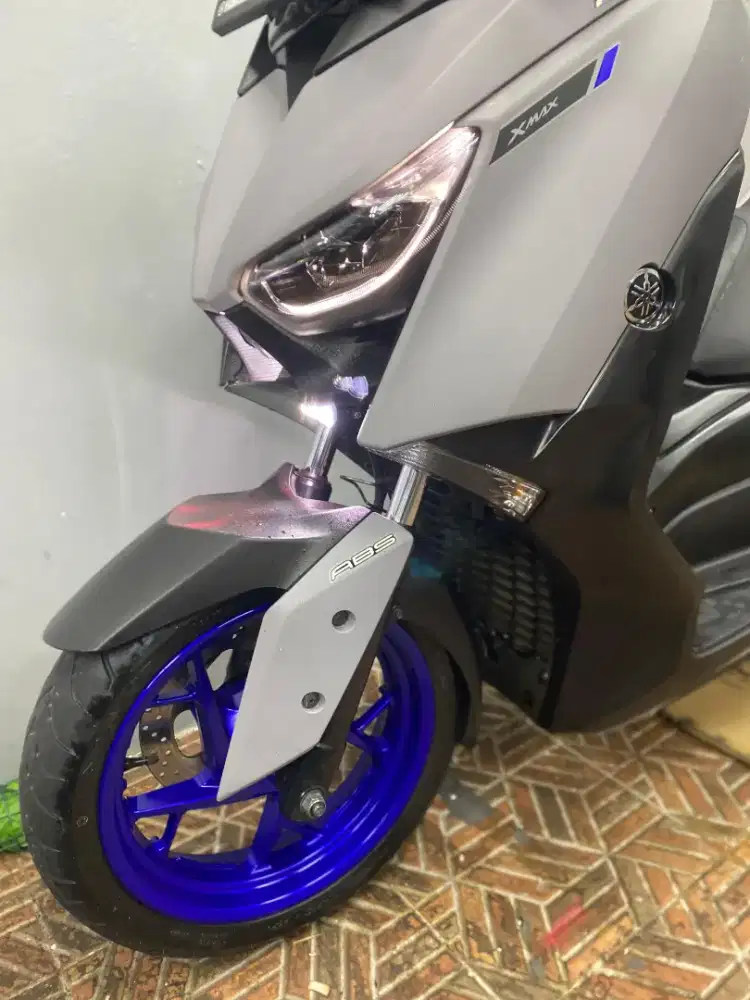 Yamaha Xmax 2021 Grey Limited