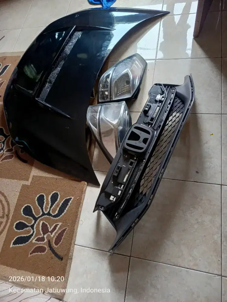 Kap mesin Mobilio facelife racing