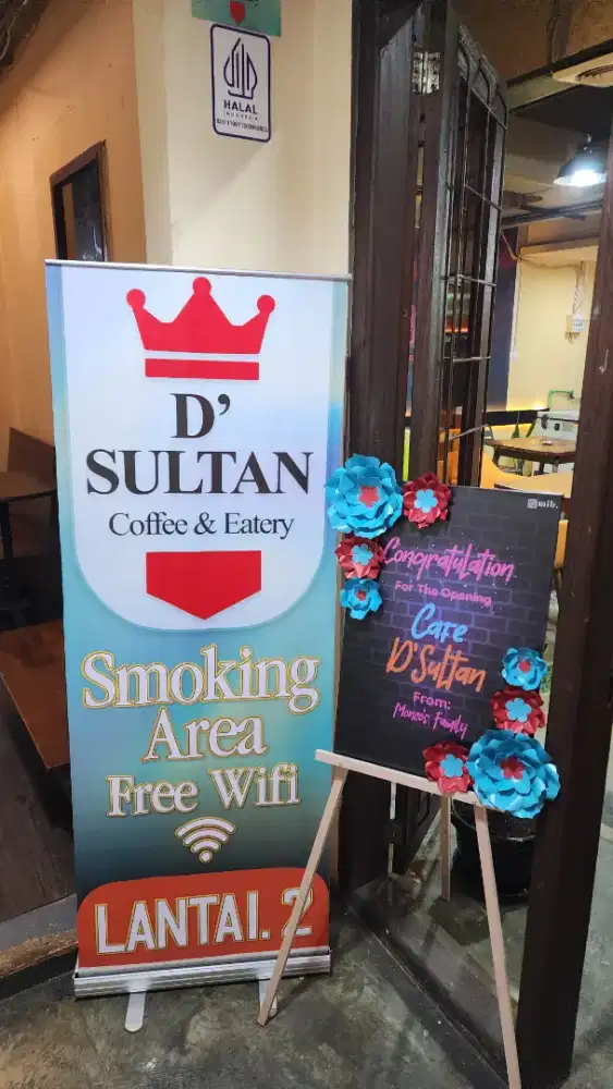 Dibutuhkan staff barista wanita