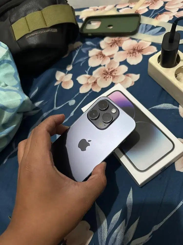 FOR SALE Iphone 14 Pro