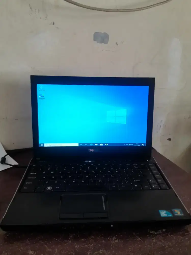 LAPTOP DELL VISTRO 3300 CORE I3 GEN 1