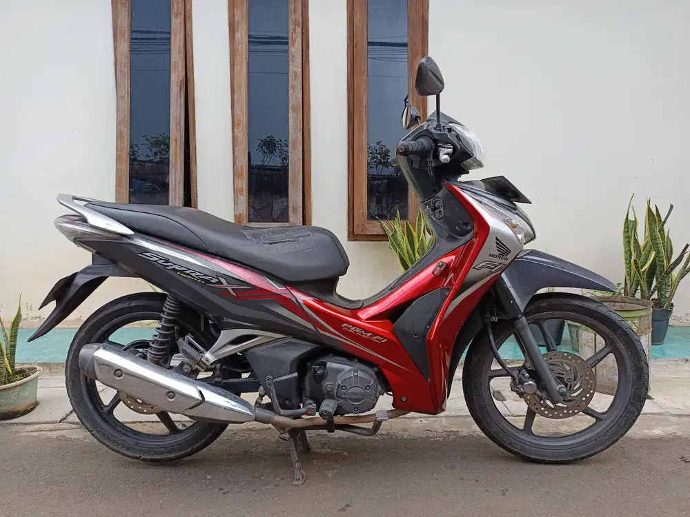 Honda supra helmin 2014 pajak hidup