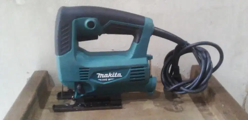 Jigsaw   MAKITA