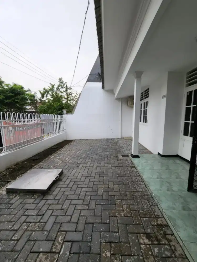 Disewakan Rumah Darmo Harapan