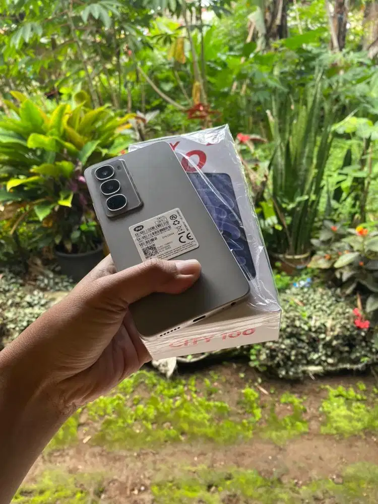 Itel city 100 8/128 fullset