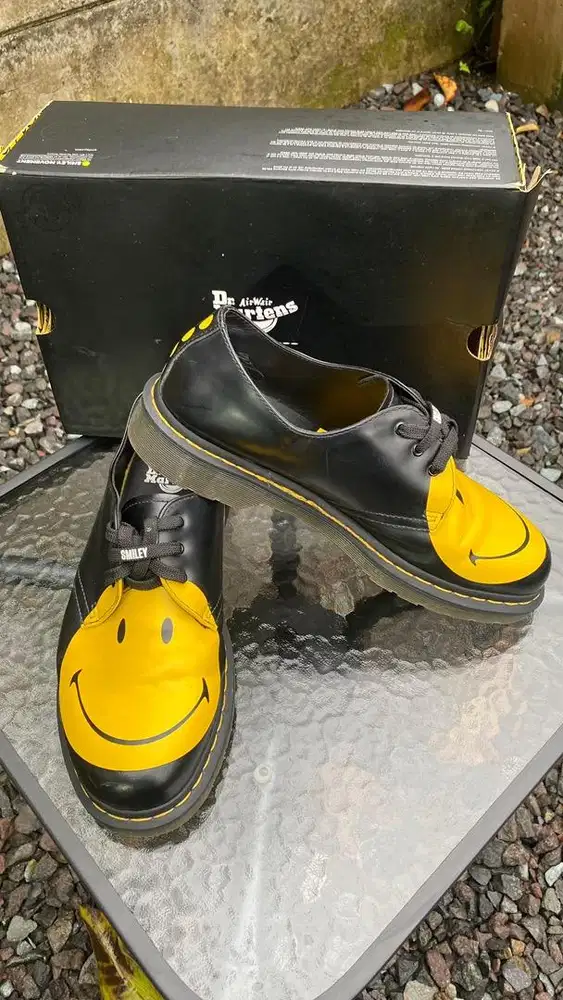 Dr. Martens x SMILEY — 1461 SMILEY Leather Shoes