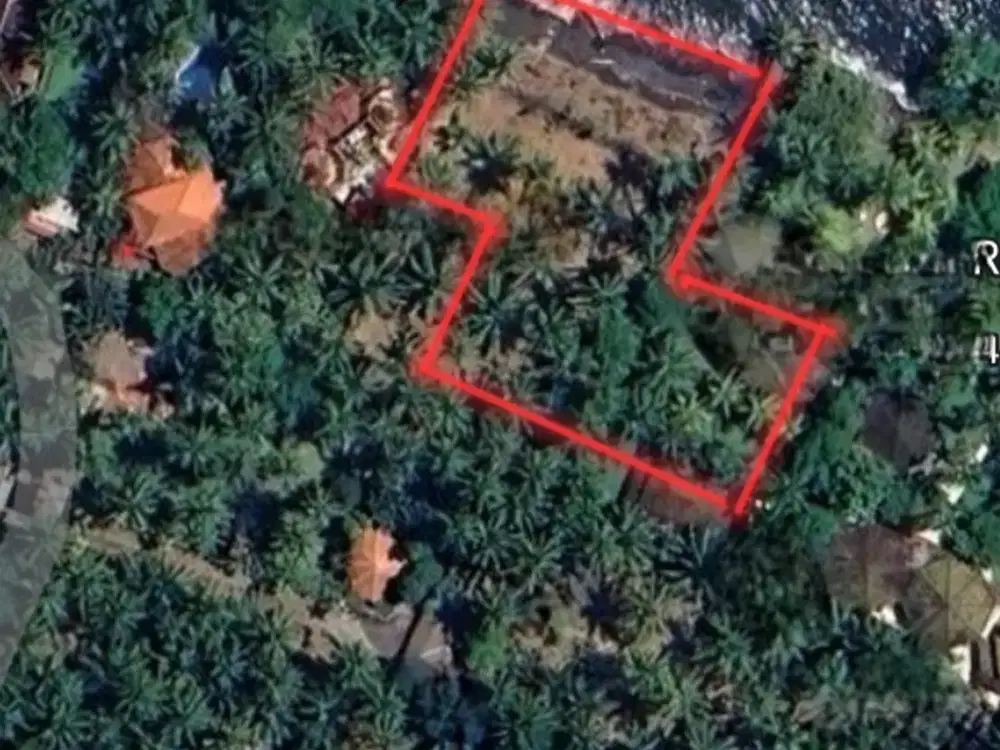 Tanah pinggir pantai lingkungan villa  cocok buat Resort