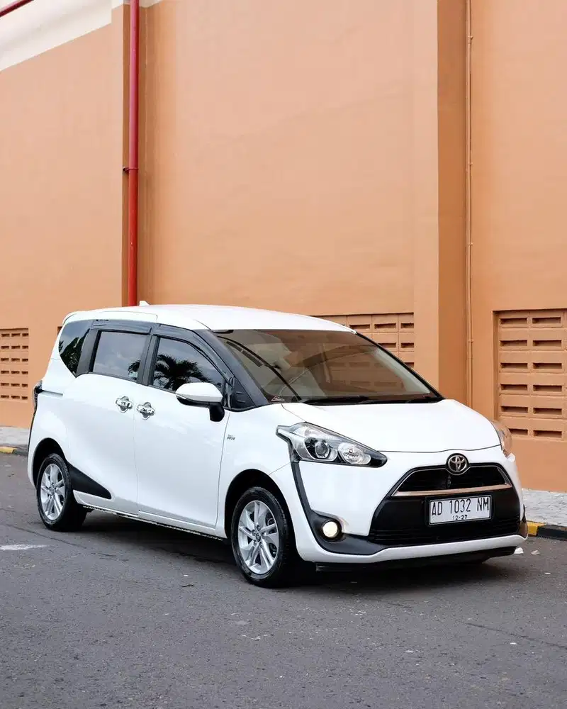 (DP 8jt) TOYOTA SIENTA 1.5 G MT 2017