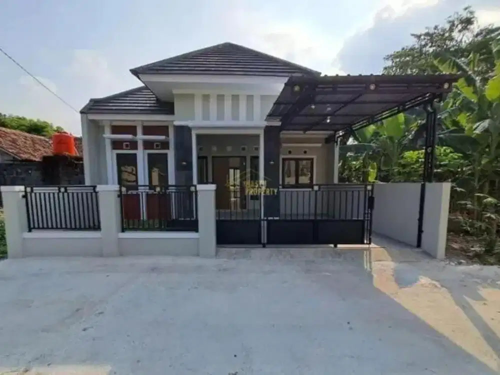 RUMAH MINIMALIS DESIGN MODERN DEKAT PASAR PRAMABANAN, SLEMAN