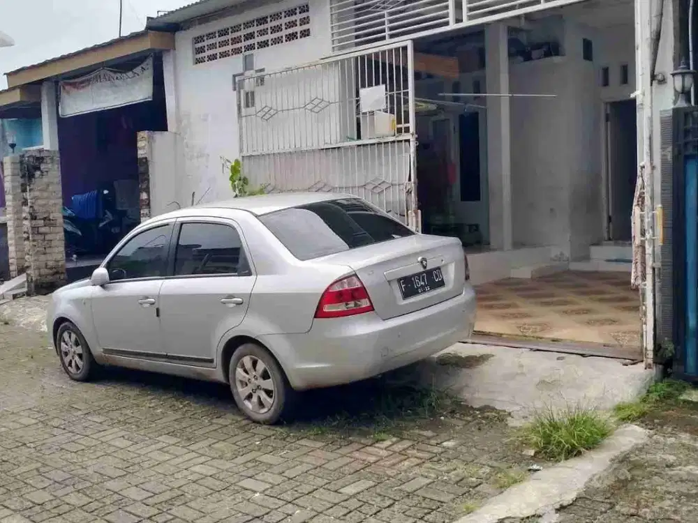 Rumah Komplek Jalan Lebar – Mobil 2 Lewat Lancar! - (Lokasi Kemang-Bogor).
