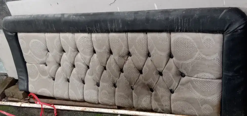 Sandaran Tempat Tidur