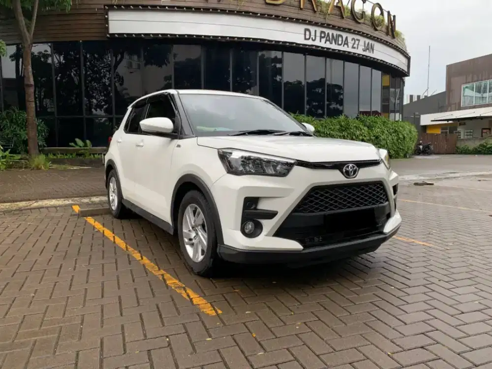 LOW KM SIAP PAKAI!! TOYOTA RAIZE G 1.2 AT MATIC 2023 PUTIH