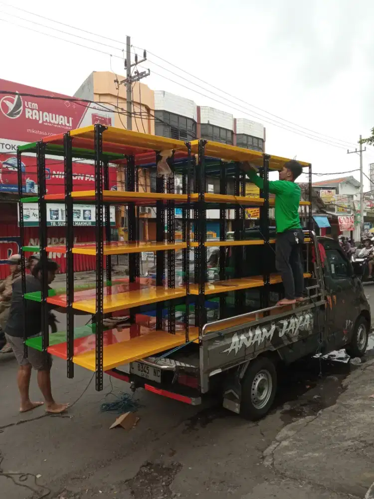 Rak besi rak siku rak gudang