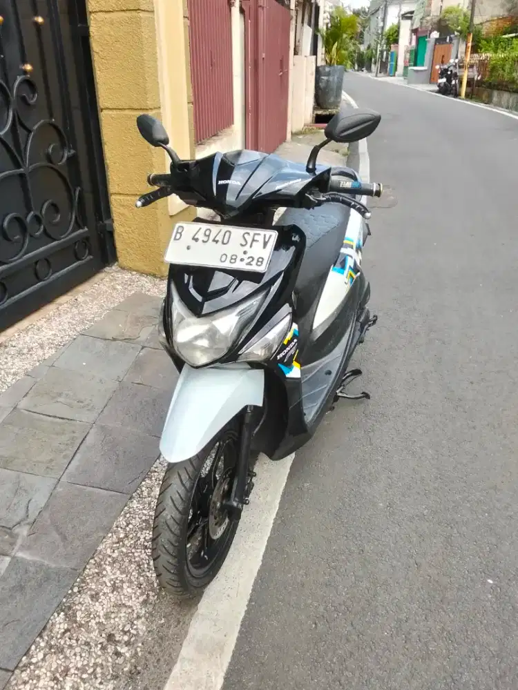 Honda Beat pop tahun 2018 surat komplit pajak hidup