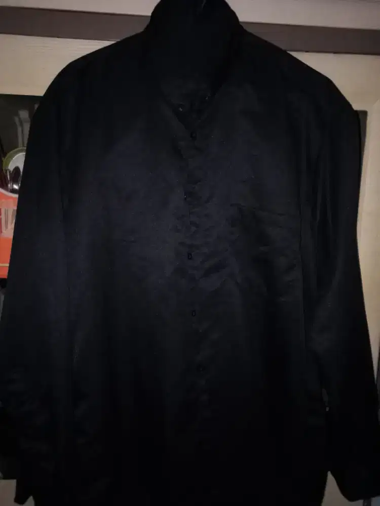 Kemeja lengan panjang