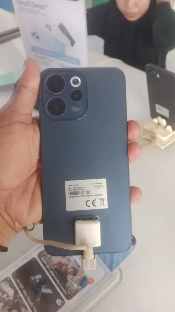 YUYUU KREDIT OPPO RENO 15