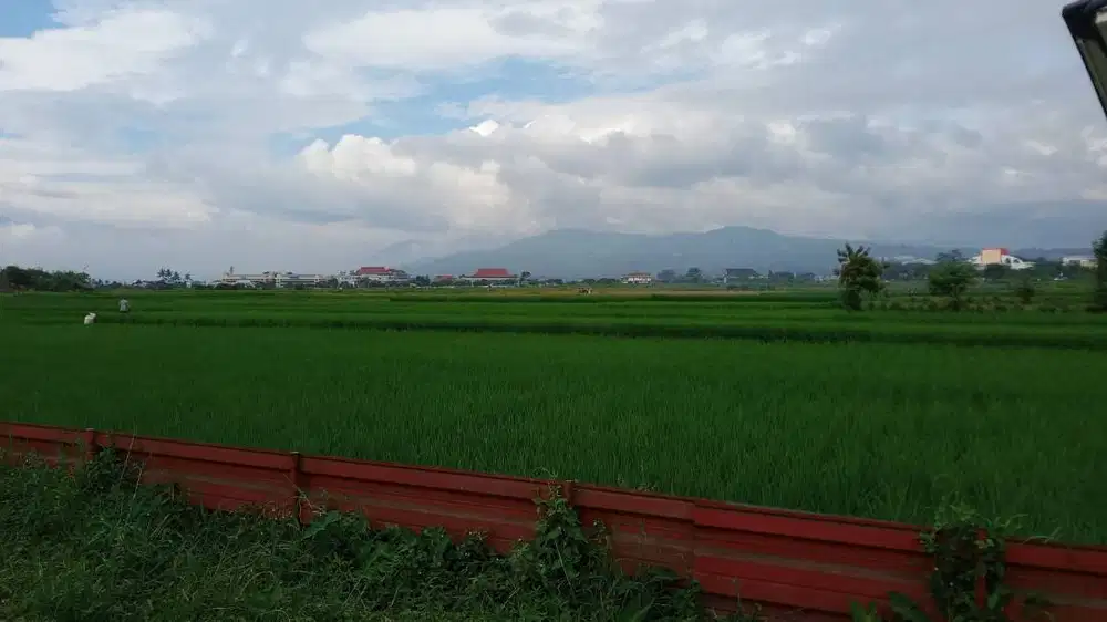 Tanah Luas Lokasi Strategis Mainroad Gading Tutuka Dekat Tol Soreang