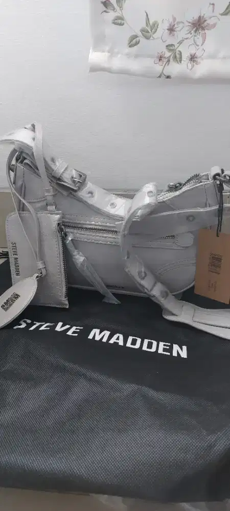 Steve Madden Bglowing Original