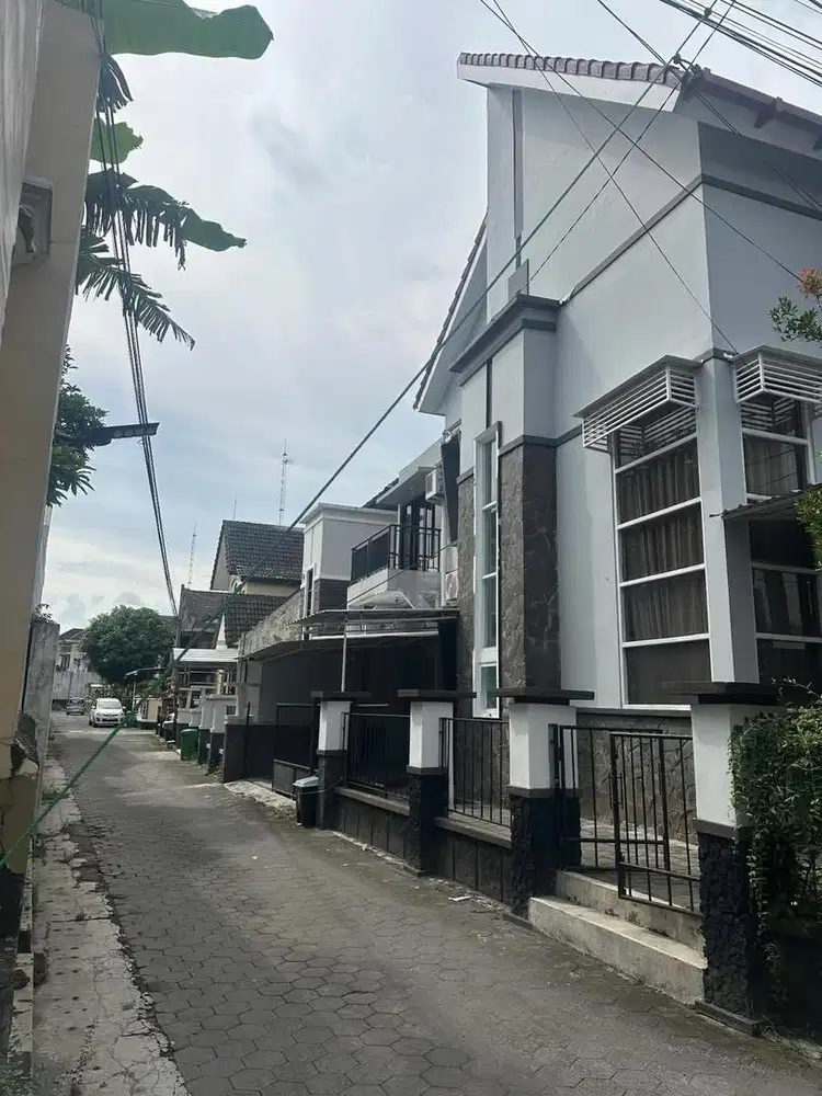 DIJUAL RUMAH KAWASAN ELITE FULLSET