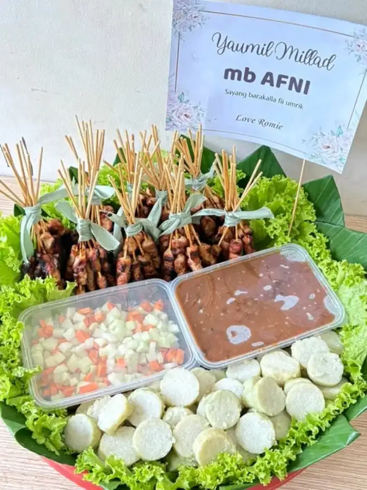 Tumpeng Sate Ayam