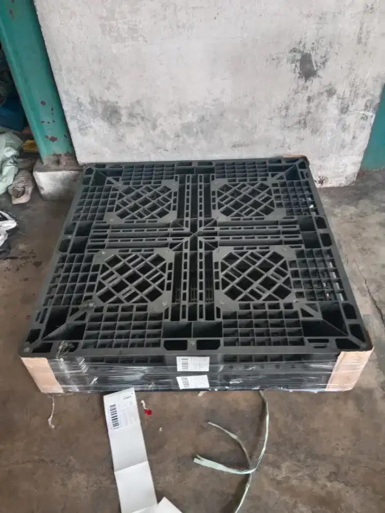 Palet plastik baru