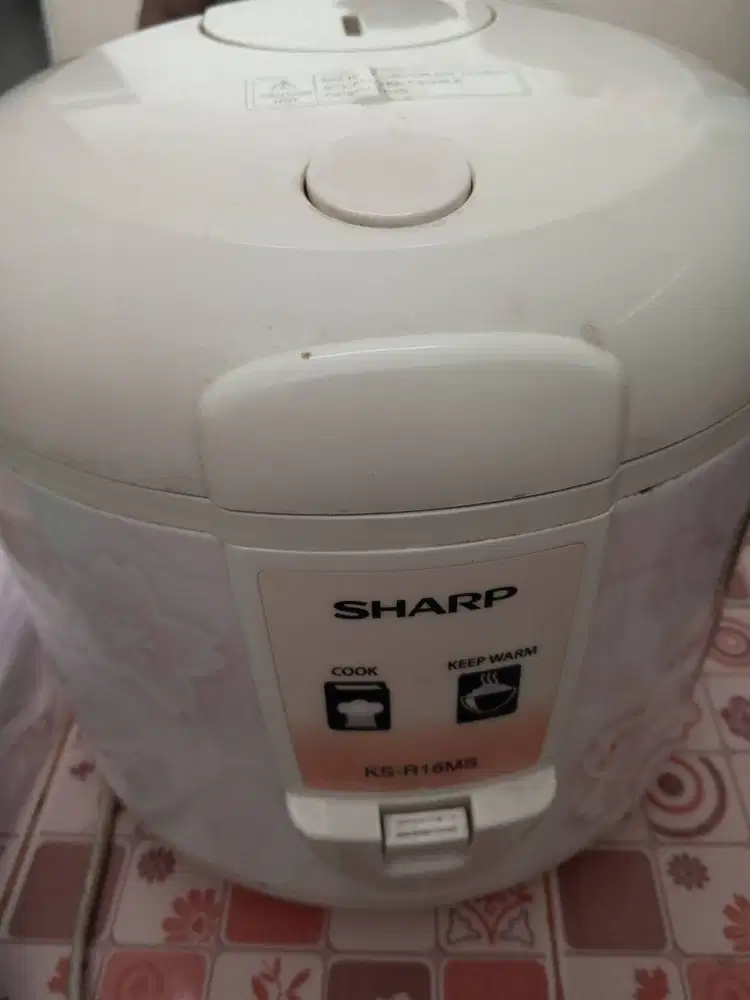 DIJUAL PAKET : MAGICOM, SETRIKA, 2 KIPAS ANGIN