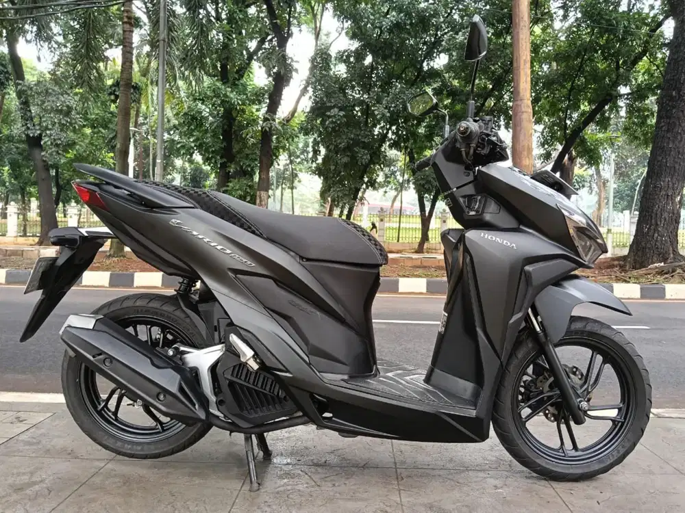 DIJUAL CASH NEW HONDA VARIO KEYLLES 150 THN 2018 PAJAK IDUP