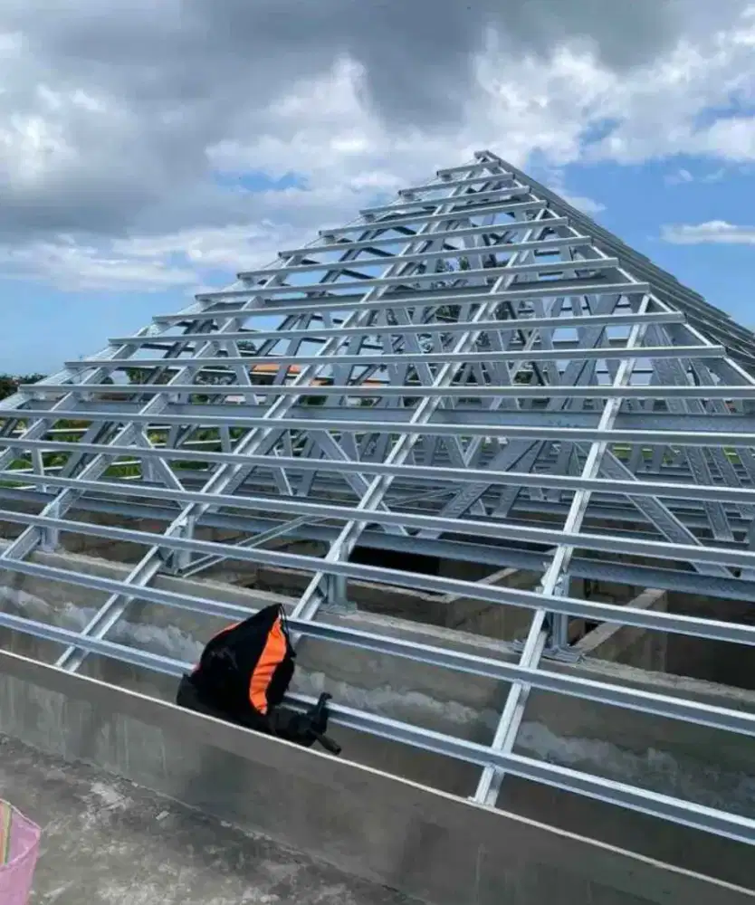 Atep baja ringan terpasang bergaransi 10 tahun