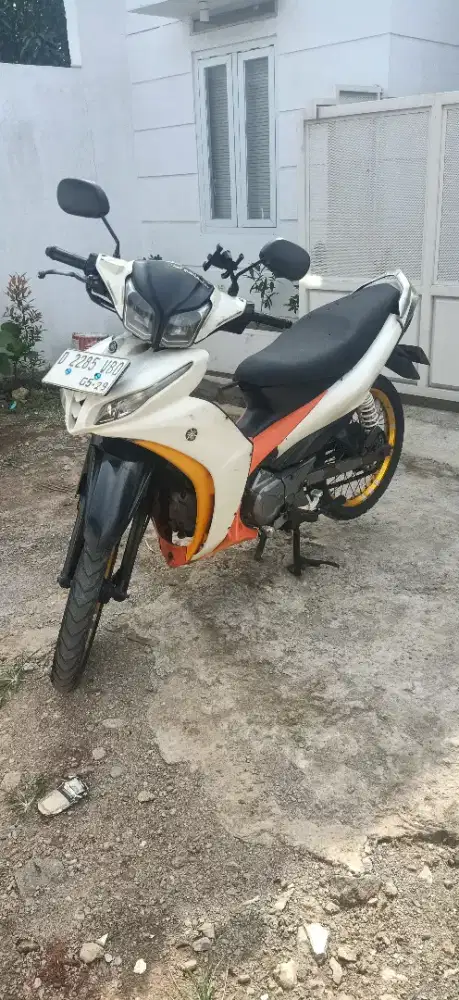 Jual cepat Jupiter Z1 2014 pajak on kaleng panjang plat d rancaekek