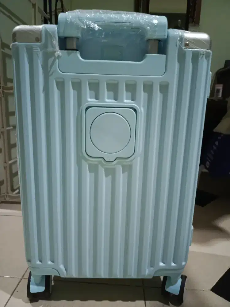 Koper.20inc baru edisi kirim.salah warna