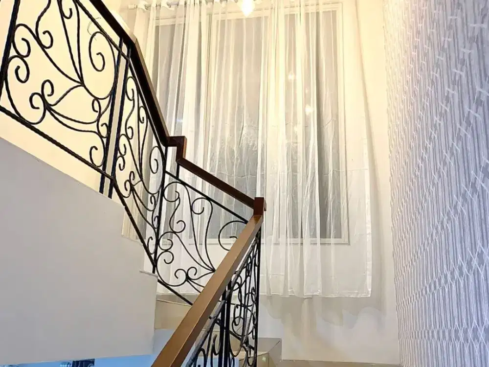 Di jual dan Di sewa perumahan Vassa Terrace Lippo Cikarang