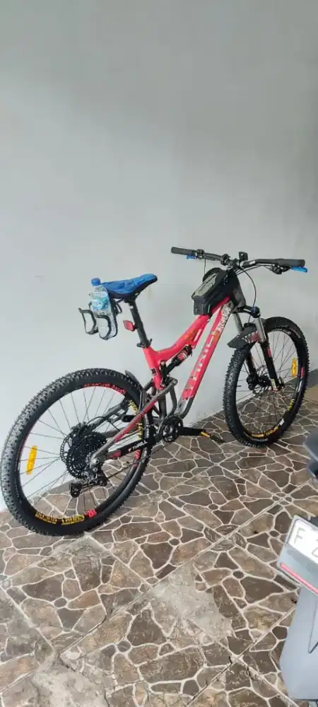 SEPEDA MTB MERK THRILL RICOCHET T.120 SPEED T11/53 RING 22.5/27.5