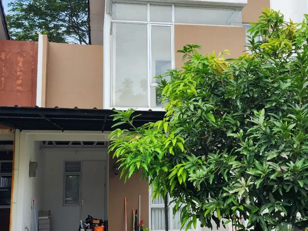 Dijual rumah The Icon cluster Eastern Cosmo BSD City depan taman