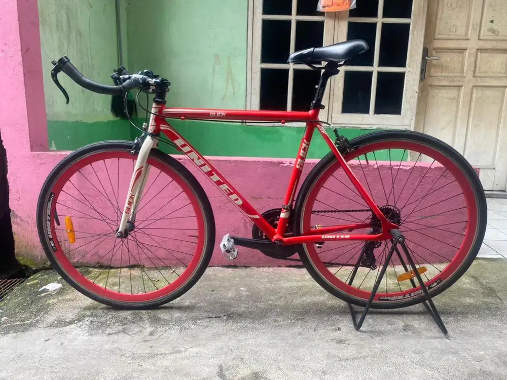sepeda united slick mahar / TT ke fixie