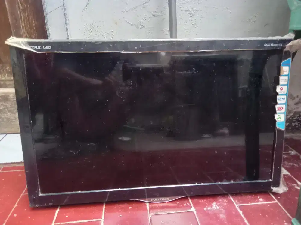 Tv 24  in led polytron