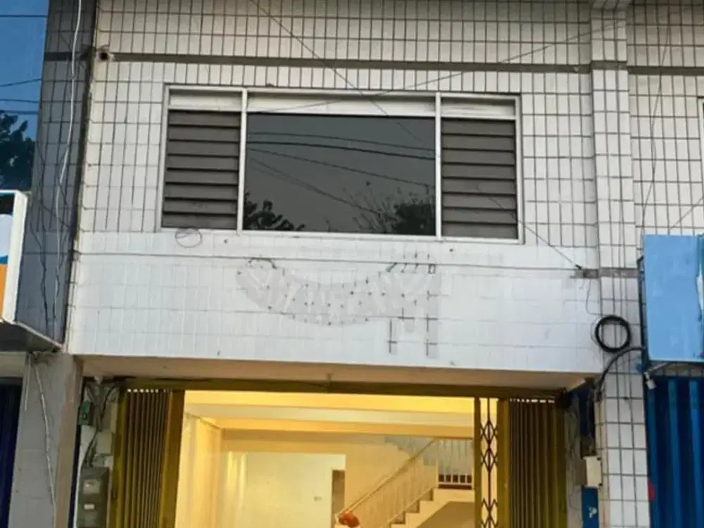 Ruko 2 Lantai Bagus di Raya Kenjeran Kondisi Siap Pakai