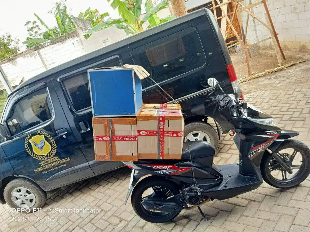 Mesin penetas telur otomatis