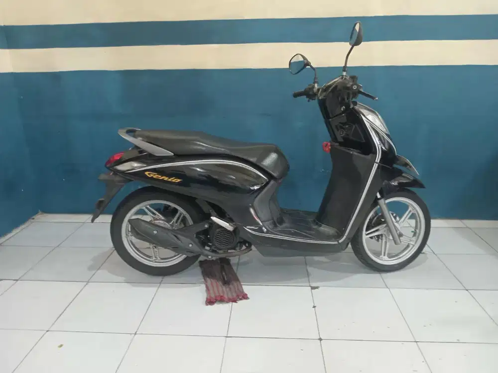 •}Honda Genio 2019 cbs iss plat 2029surat lengkap