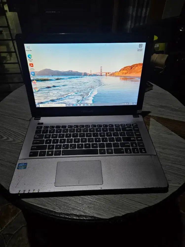Laptop asus core i3 ram 4gb ssd 128gb hdd 320gb batre baru