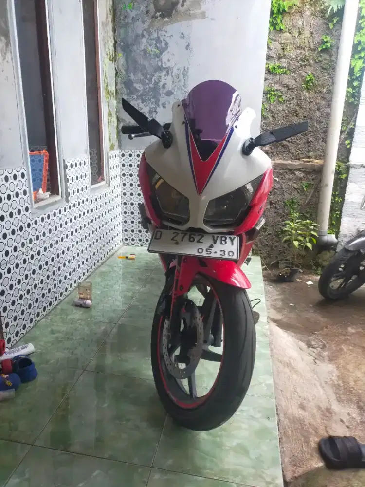 Honda Cbr 150 2015