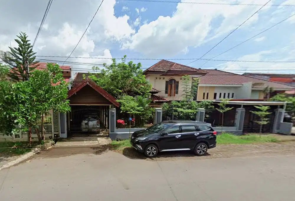 Rumah Mewah 6 Kamar Tidur Utama + Kos-Kosan 7 Pintu di Pusat Makassar