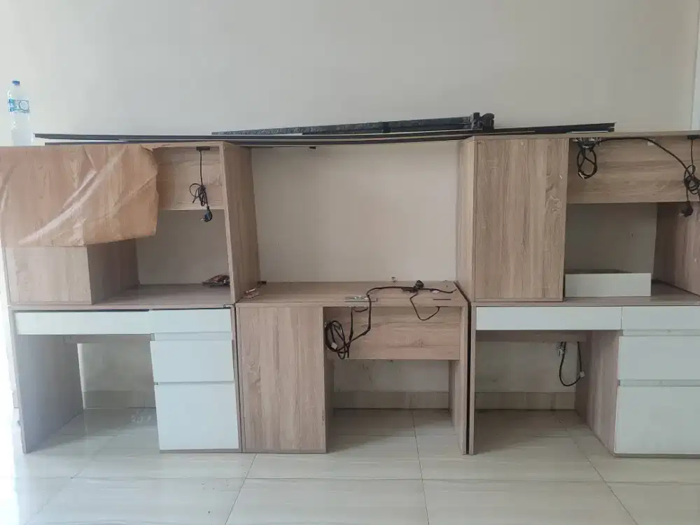 Meja ex Kantor Informa