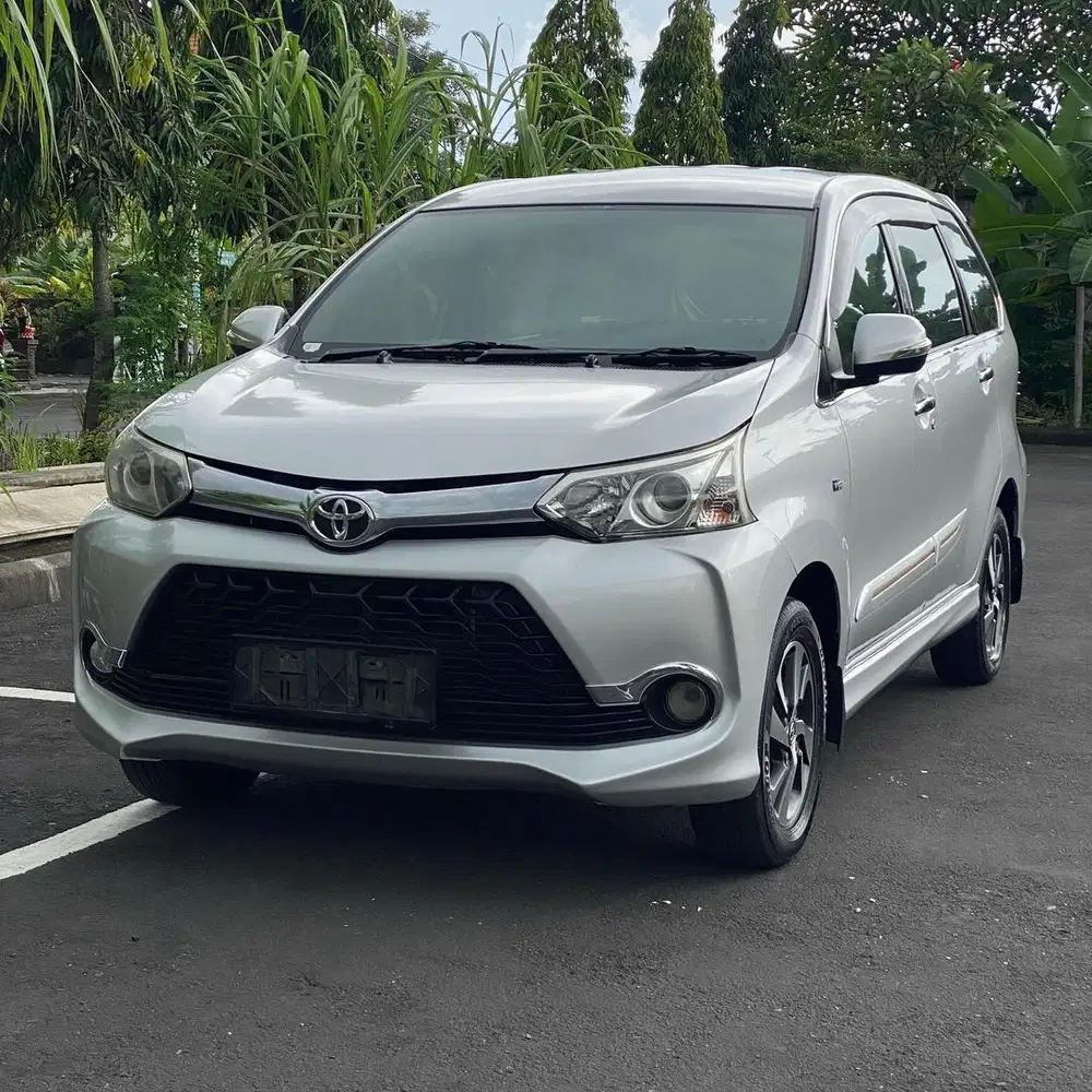 Toyota Avanza Veloz 1.5 AT - 2017